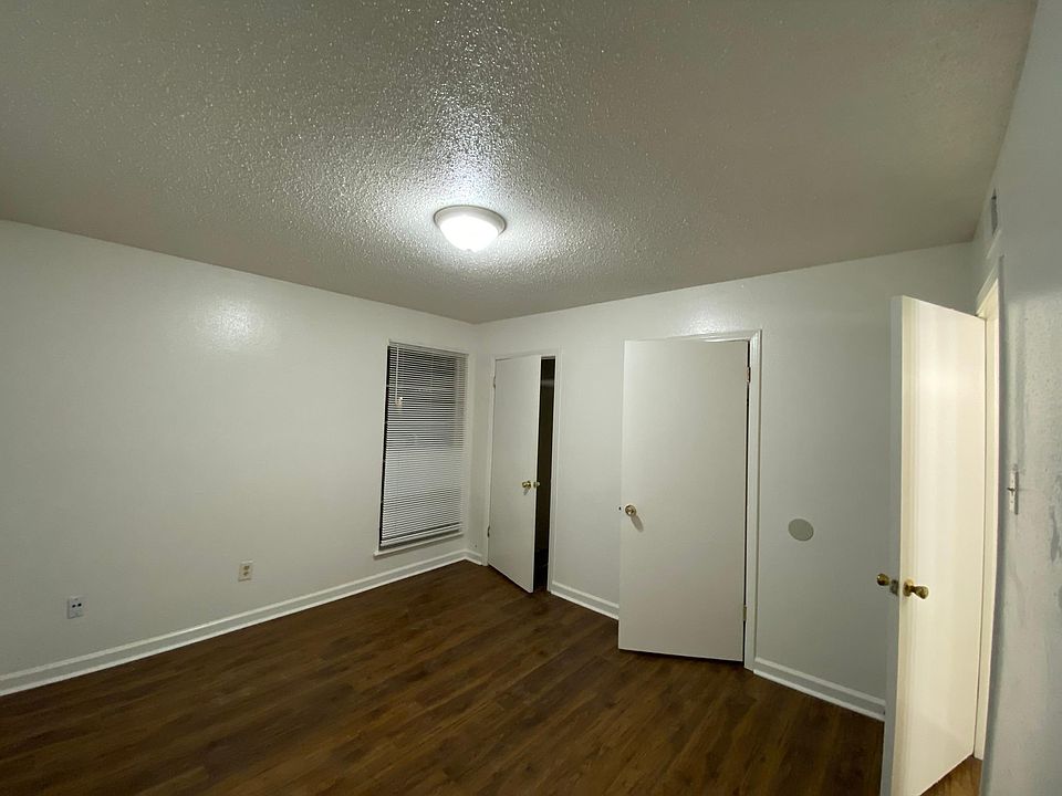 57 Brandon Hall Dr APT B, Destrehan, LA 70047 | Zillow