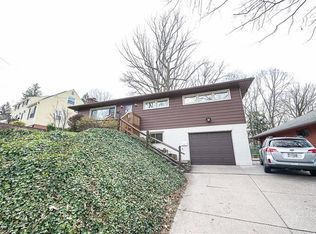 1967 Pilgrim St, Akron, OH
