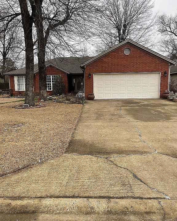 1st image of 5808 Newcastle Dr