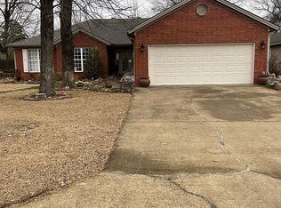 5808 Newcastle Dr, Jonesboro, AR 72405