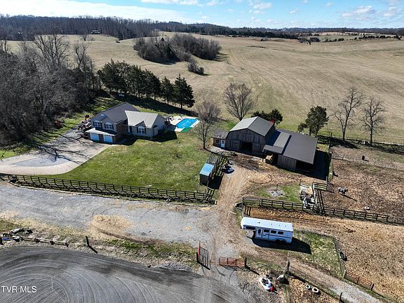 2nd image of 193 Harmony Acres Dr W