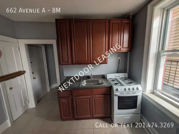 662 Avenue A, Bayonne, NJ