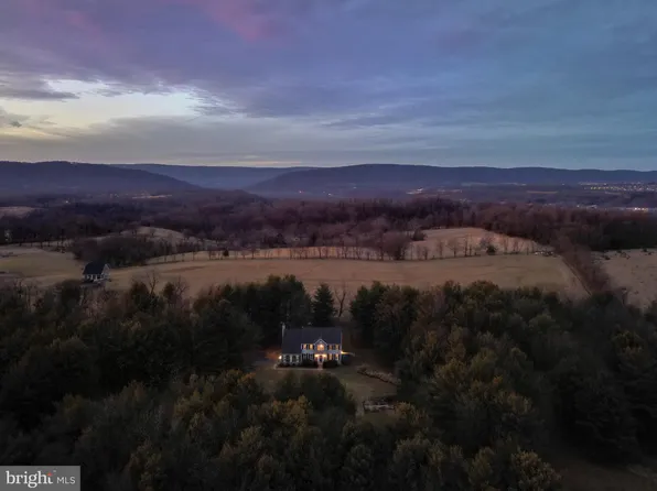 39320 Tollhouse Rd, Lovettsville, VA 20180