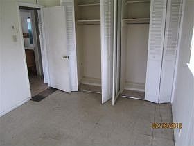 4th image of 198 Fair Valley