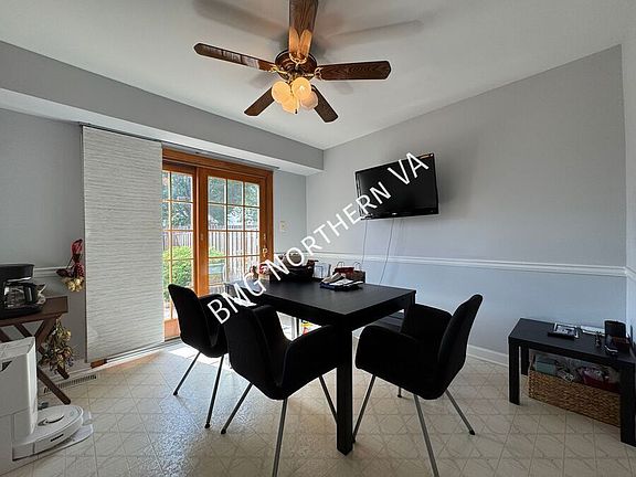 5th image of 6118 Rocky Way Ct