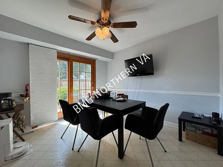 6118 Rocky Way Ct — Photo 5