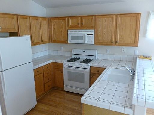 5th image of 5101 Redbud Grove Ln