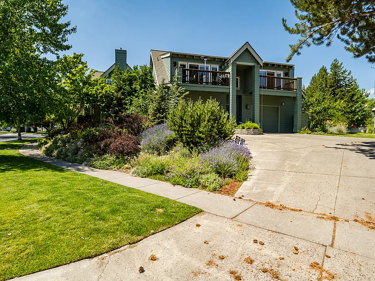 78 SW Allen Rd #3 — Photo 22