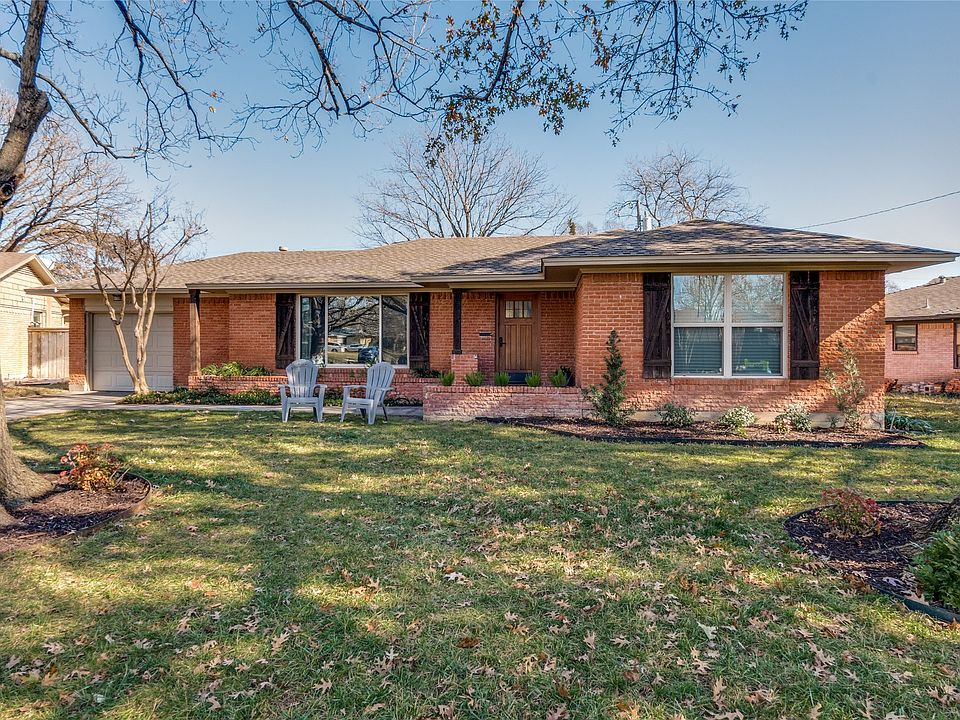 1st image of 10641 Lake Haven Dr