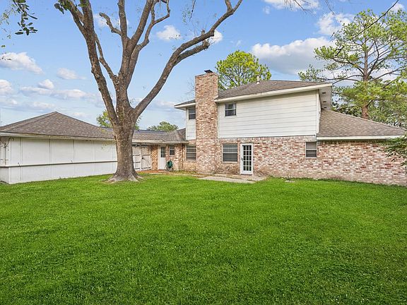 4th image of 2114 Briarview Dr