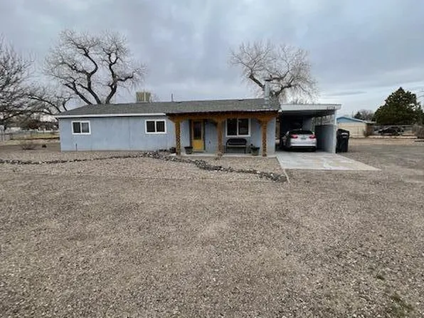 5739 Cletsoway Dr SW, Albuquerque, NM 87105