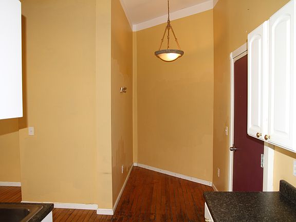 2nd image of 118 S Michigan Ave APT 8