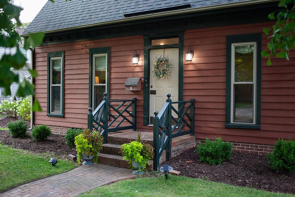 800 River Rd - Property Image