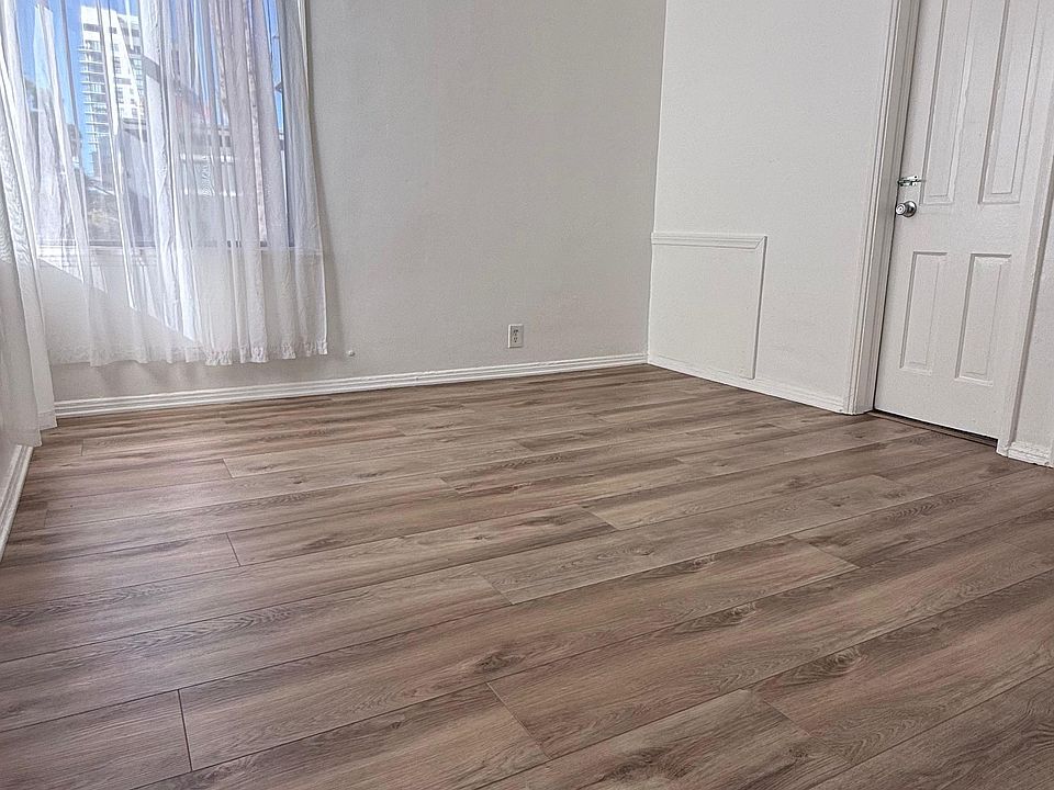 1st image of 6234 De Longpre Ave APT 205