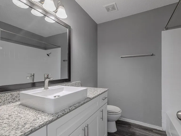 502 W Longspur Blvd — Photo 22