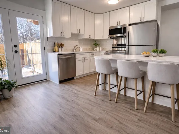 1490 Mara Vista Ct, Crofton, MD 21114