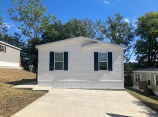 3360 Geranium Dr, Imperial, MO 63052