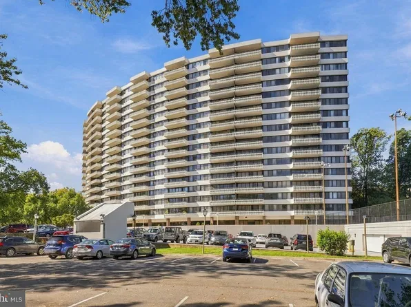 6301 Stevenson Ave APT 112, Alexandria, VA 22304
