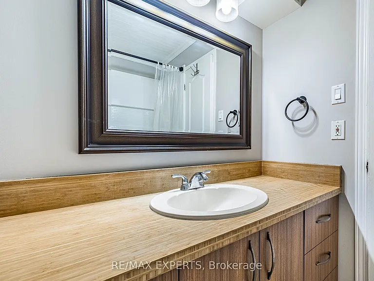 93 A Dawson Rd — Photo 18
