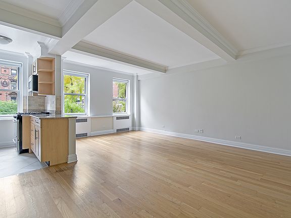 5th image of 20 Park Ave APT 2B