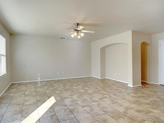 4th image of 7421 Cowhand Ct