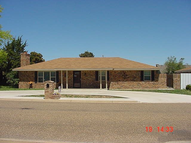 1st image of 526 Willow Ln