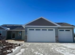 N3635 Gavin Dr, Appleton, WI 54913