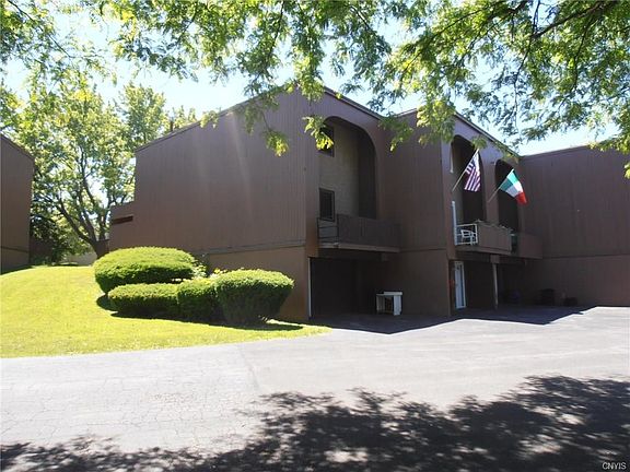 5th image of 261 Cedar Ct