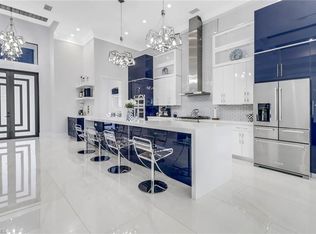 1934 Jung Blvd E, Naples, FL 34120