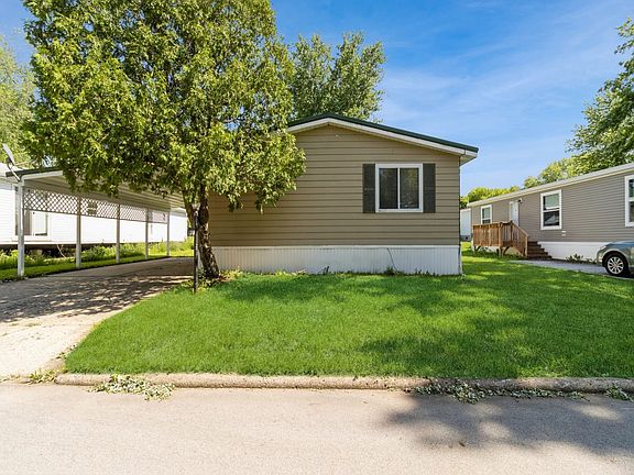 2nd image of 120 Donna Ave