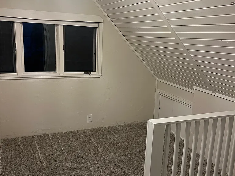 1635 Brighton Beach Rd — Photo 14