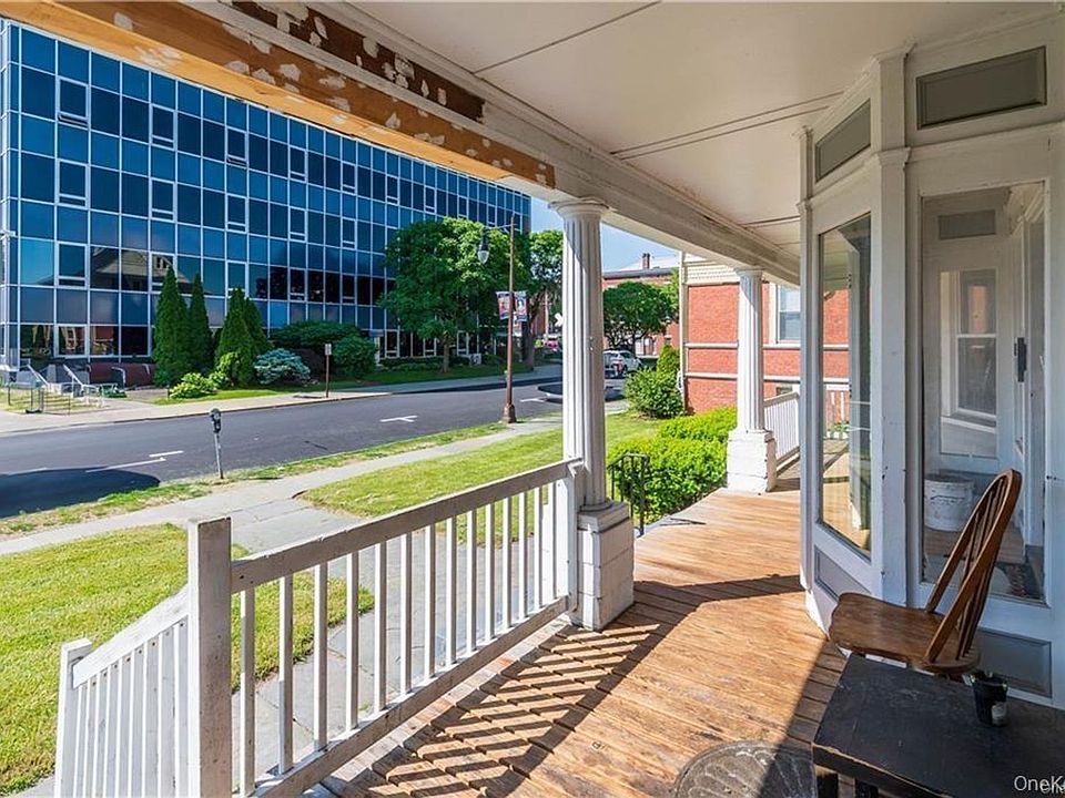 2nd image of 21 Main St #1A
