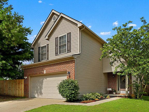 2nd image of 3981 Winthrop Dr