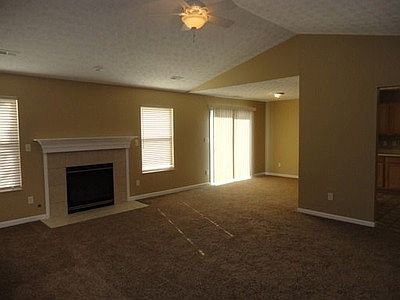2nd image of 1022 Meadowsweet Dr