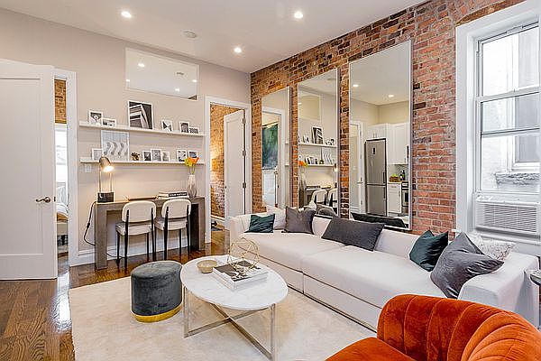 1st image of 321 W 11th St #1