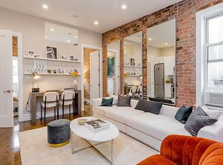 321 W 11th St #1, New York, NY 10014