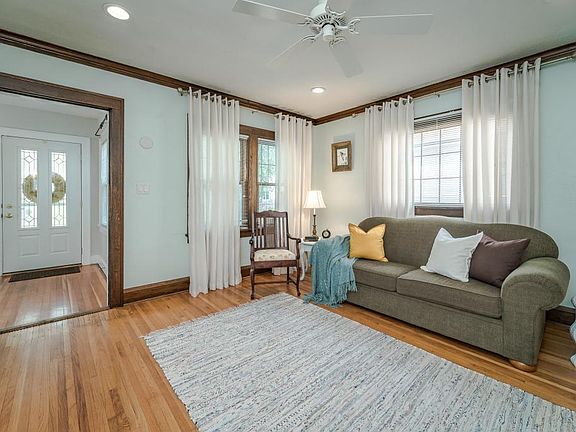 4th image of 729 Sherwood Ave