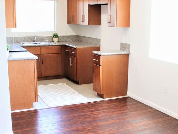 5th image of 6501 Fulton Ave #4