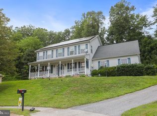 2280 Trotter Ridge Ct, York, PA 17408