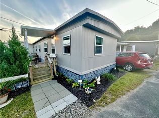 13 Susan St, Beacon Falls, CT 06403