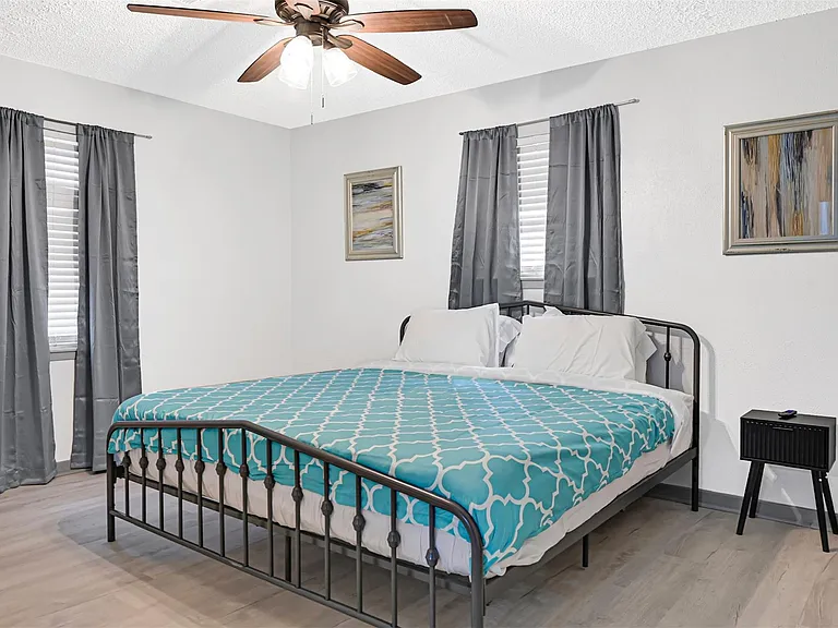 1806 Clayton Dr — Photo 23