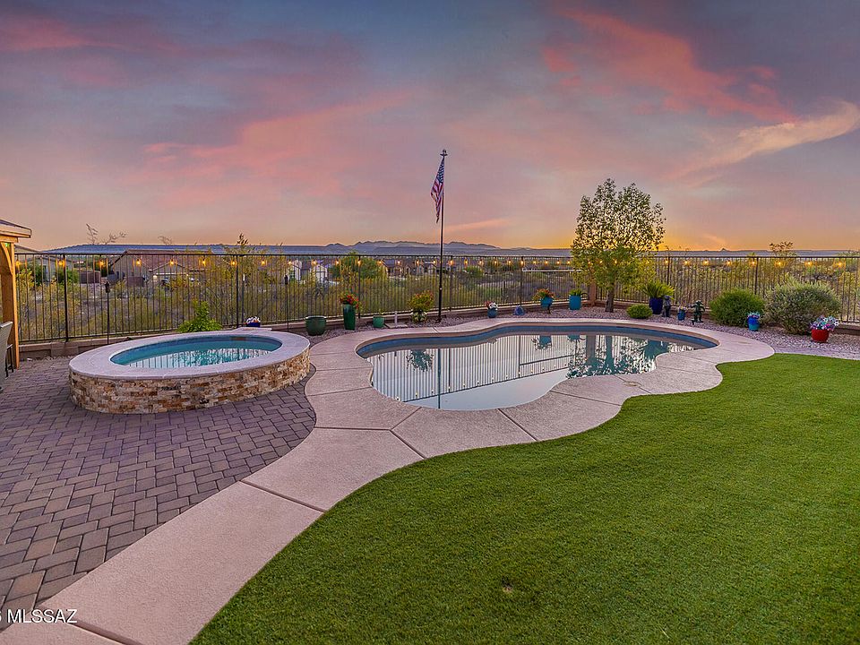 1st image of 1390 E Stronghold Canyon Ln