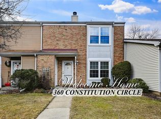 360 Constitution Cir #360, North Brunswick, NJ 08902