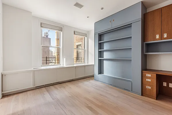 Sold by Compass | media 9