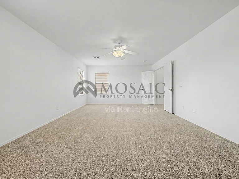 2232 E Spruce Dr — Photo 17