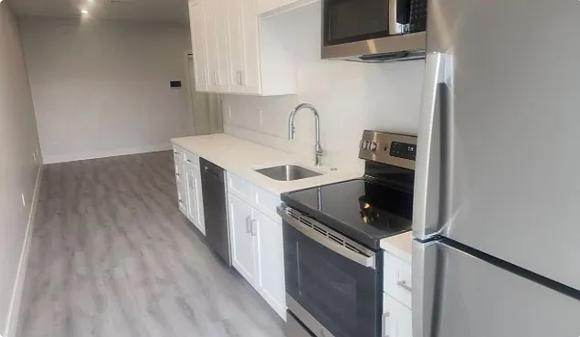 333 Lee Burbank Hwy #1 — Photo 5
