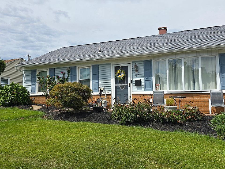 2nd image of 917 Spencer Dr