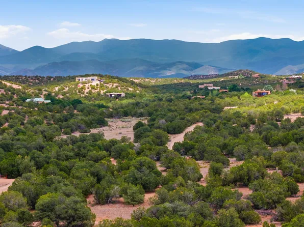 14 Camino Ladera, Santa Fe, NM 87506