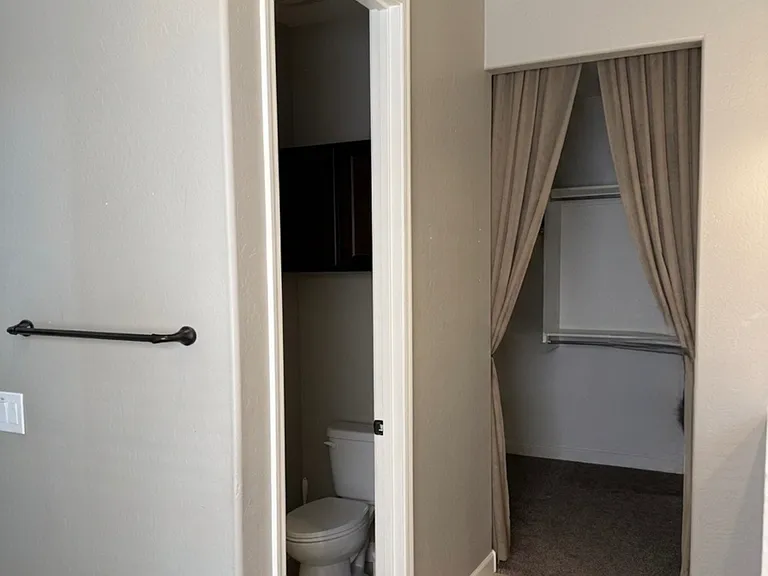 9423 W Oregon Ave — Photo 11