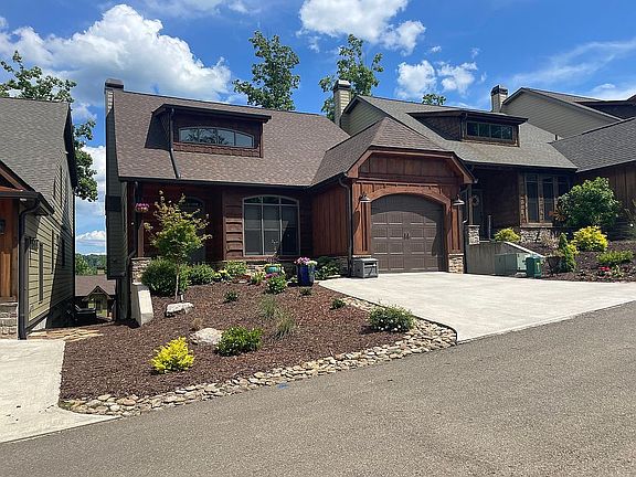 Beautiful, well kept homes